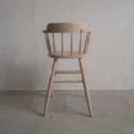 LITTLE STEP｜ステップ付き ろくろ脚 チャイルドチェア　背面