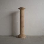 COLUMN 116｜1920s パイン材 コラム花台